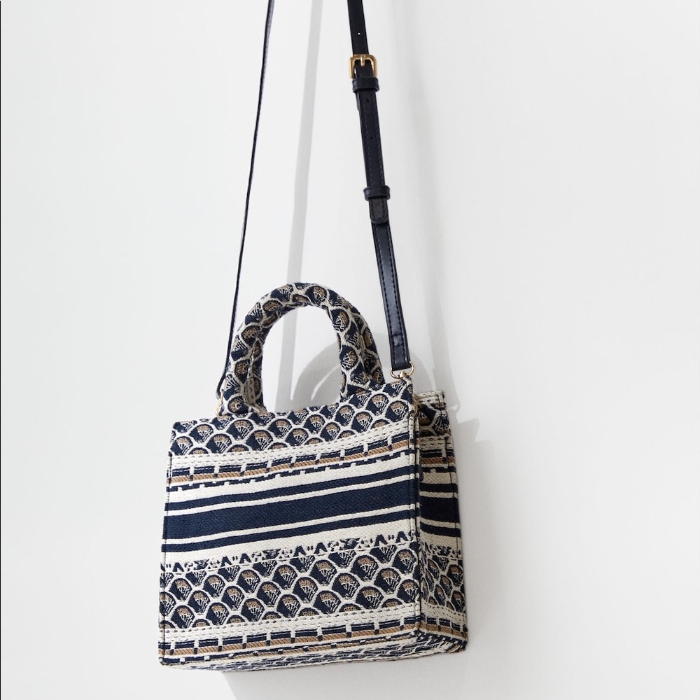 mango mini embroidered bag
